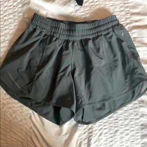 Size 6 green Lululemon hotty hot shorts